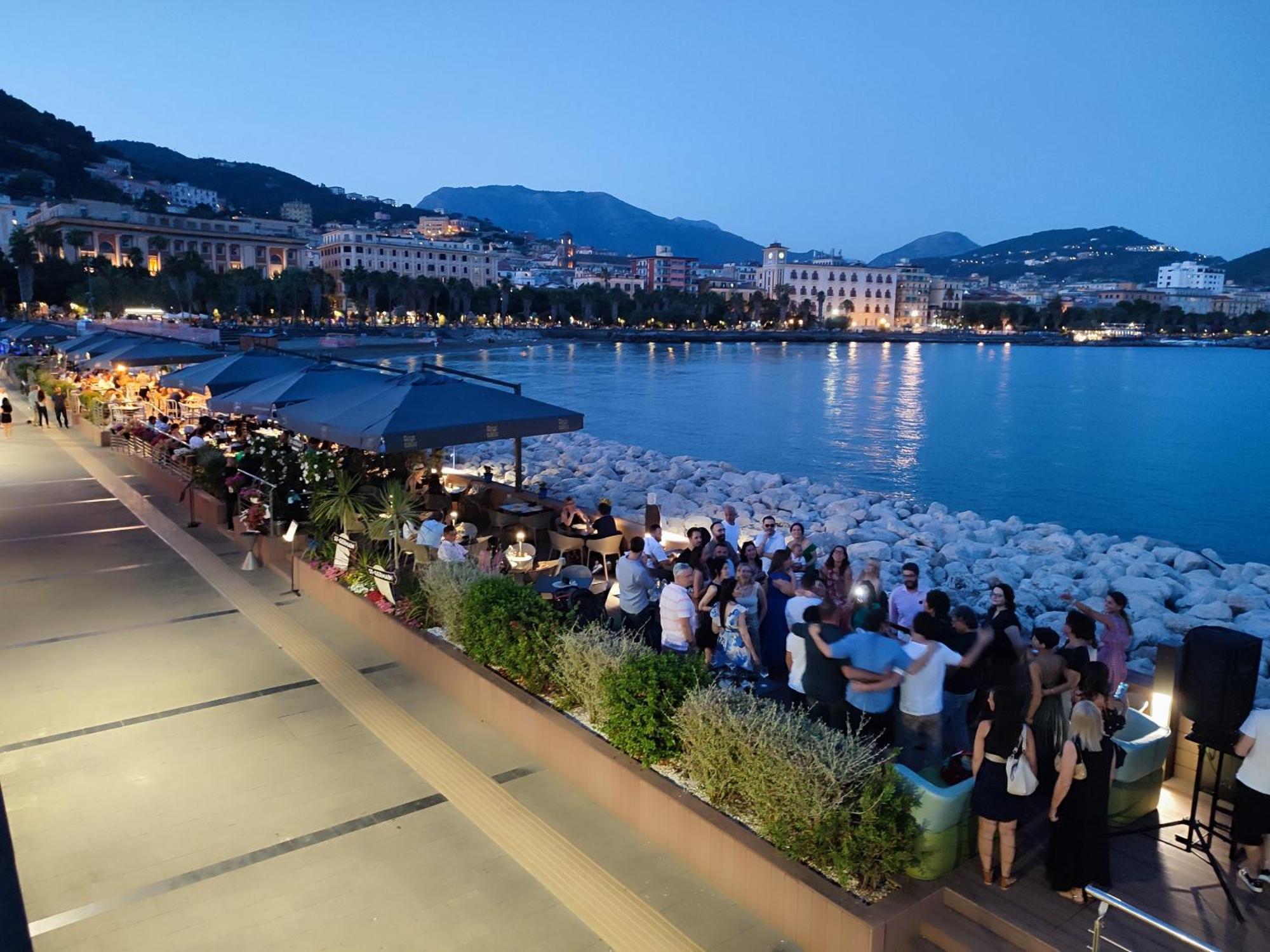 La Suite Del Corso Salerno Luaran gambar
